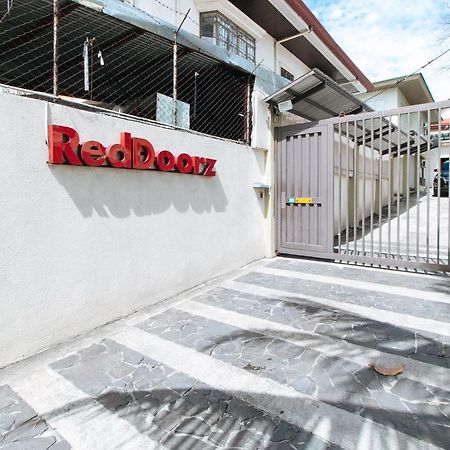 Reddoorz Plus @ A Rita Street San Juan San Juan  Eksteriør billede